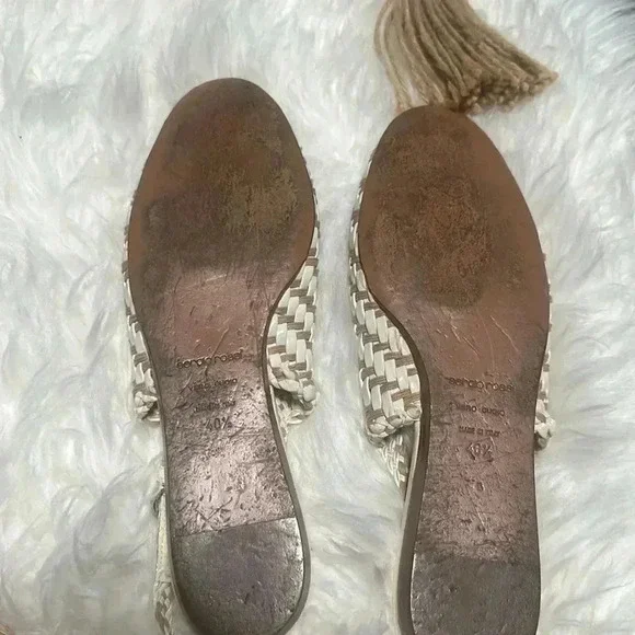 Sergio Rossi Cream/Tan Patent Woven Sling-backs made in Italy - Picture 5 of 10